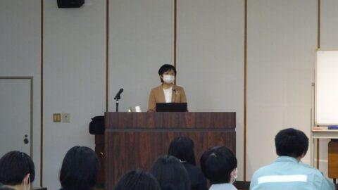 職業訓練法人様主催の合同新入社員研修会で接遇・ビジネスマナーの講師を務めました（岩手県一関市）_ff_w1280_DSC03302