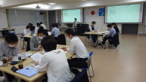 小売業様（スーパー）のリーダー研修でコーチング講座の講師を務めました（山形県山形市）_fx_w1280_DSC03367