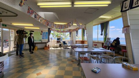 「亀山展望台レストハウス」仕事とは関係ありませんが仙台放送の特集ニュースに数秒映りました_w1280_20230511_104606