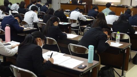 （2024）職業訓練法人様主催の合同新入社員研修会で接遇・ビジネスマナーの講師を務めました（岩手県一関市）_w1280_DSC04630