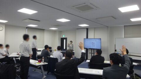 2024 鉄道会社様の新任課長研修で講師を務めました（岩手県盛岡市）_fx_ｗ1280_DSC04666