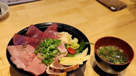 塩釜のまぐろ専門店「がお」で特選本まぐろ丼_w1280_20240518_113740_504-EDIT