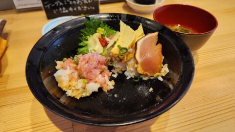 塩釜のまぐろ専門店「がお」で特選本まぐろ丼_w1280_20240518_114651