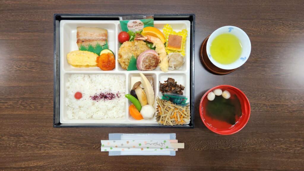 2024年5月レパストのお弁当_w1280_20240524_120642