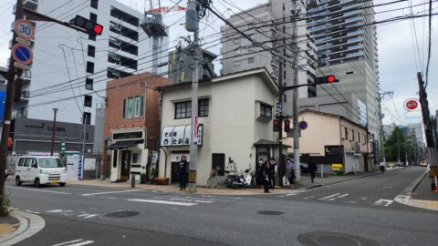 二日町の生そば「たかみ」で「揚げなすと おろしそば」w1280_20240527_120415