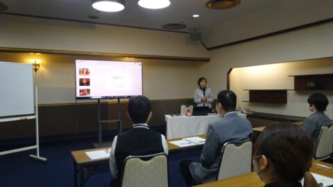 （2日目）旅館業のスタッフ様向けに「組織マネジメント研修」の講師を務めました（岩手県花巻市）_w1280_DSC07379