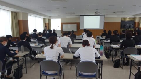 医療機関様の新入職員様向け「ハラスメント防止／カスハラ対策研修」で講師を務めました（山形県上山市）w1280_DSC07422
